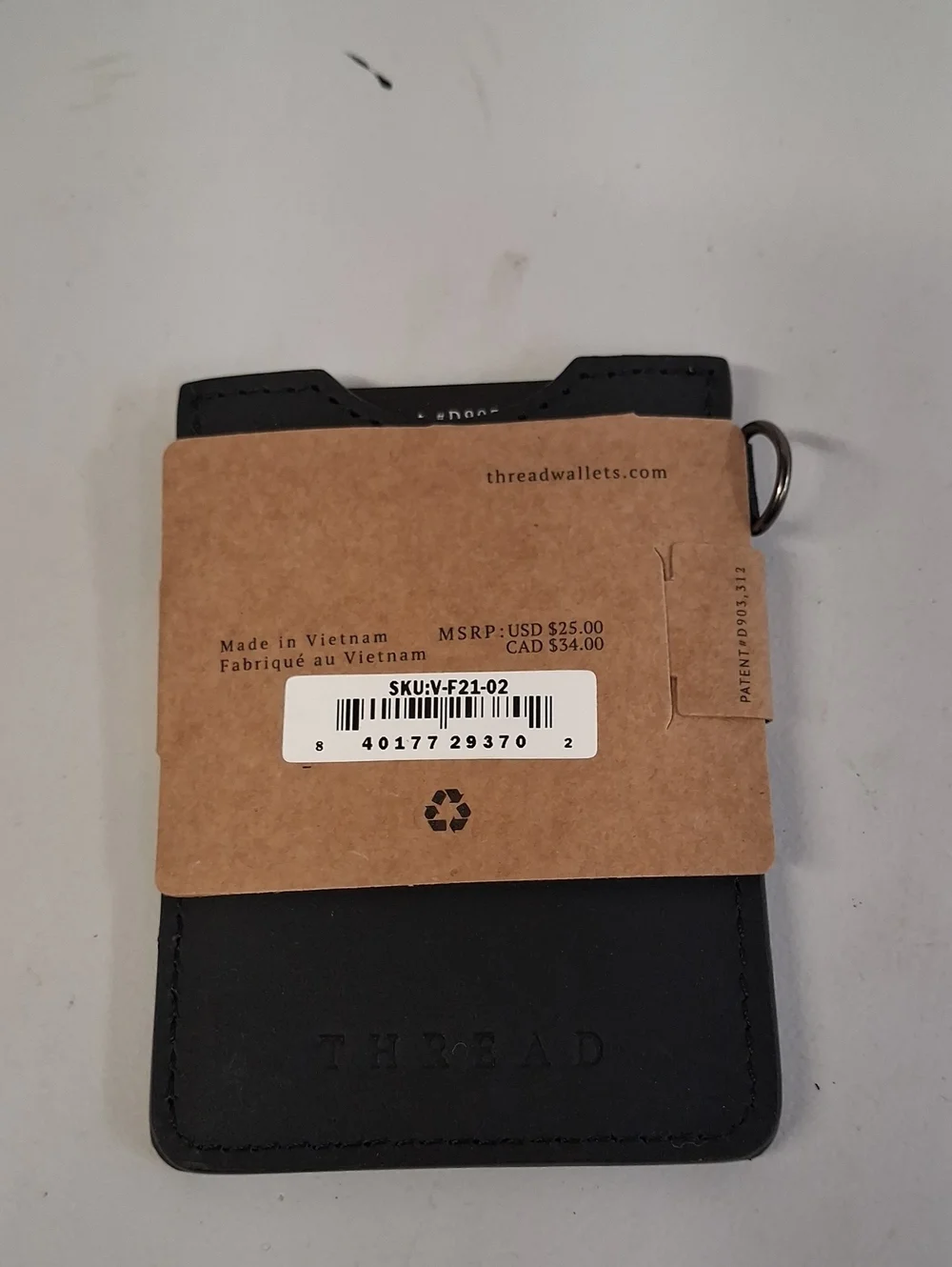 NWT Thread Sanders Vertical Leather Wallet